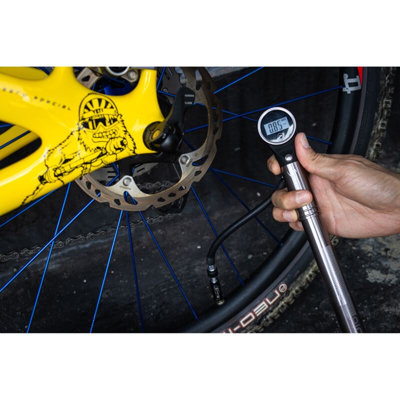 POMPKA MOON AIOLOS DIGIT